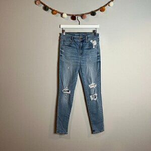 American Eagle distresed Hi-Rise Jeggings
